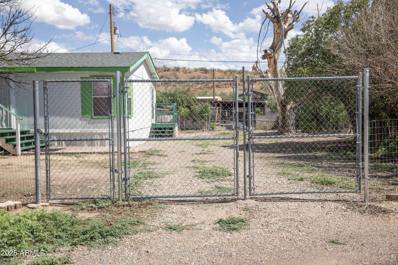 522 Navajo Street - Photo 1