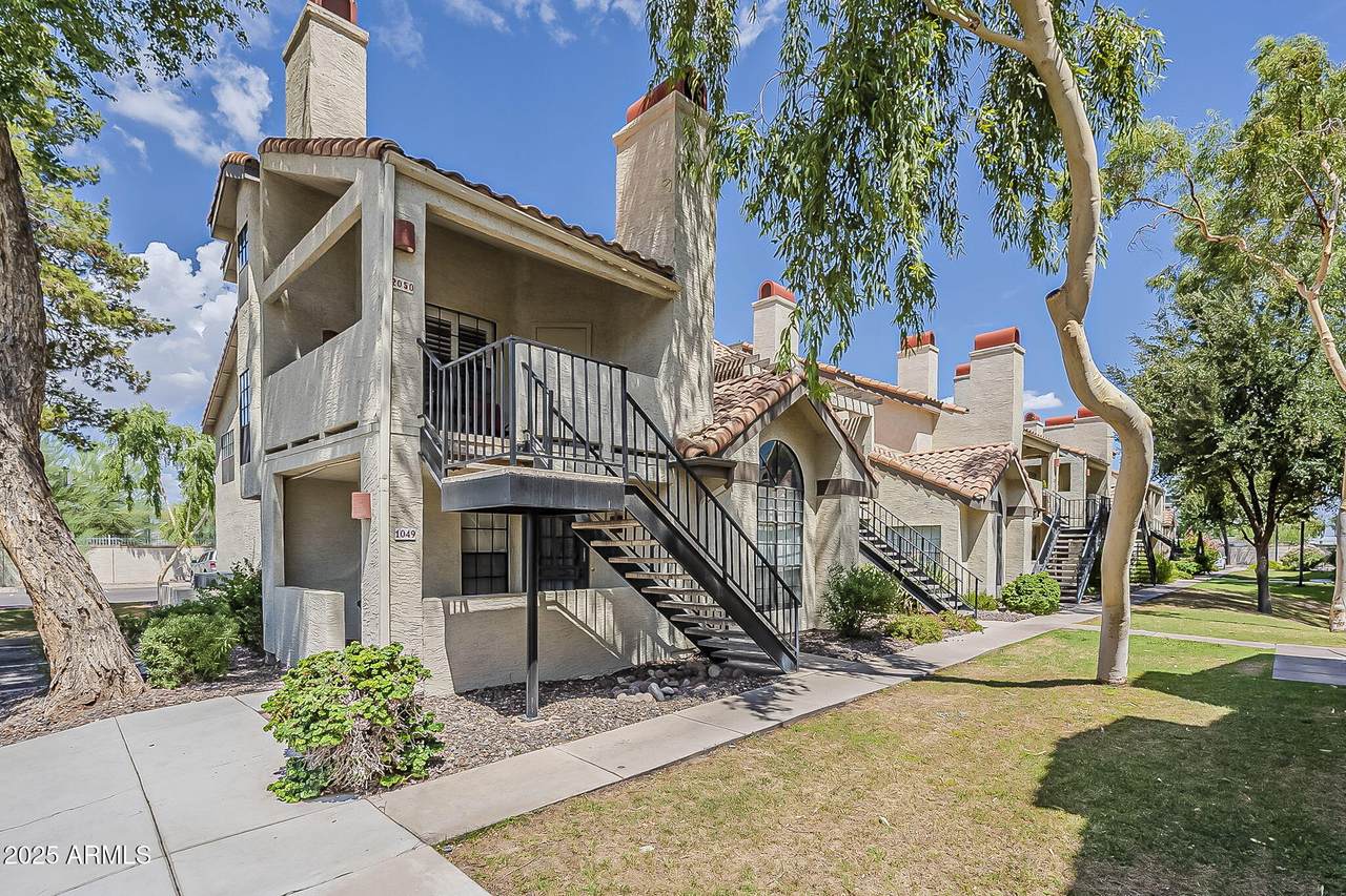 2333 Southern Avenue - Photo 1