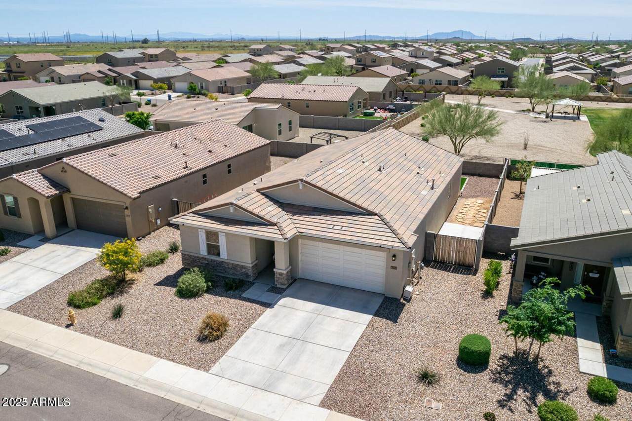 7133 Aerie Way - Photo 1