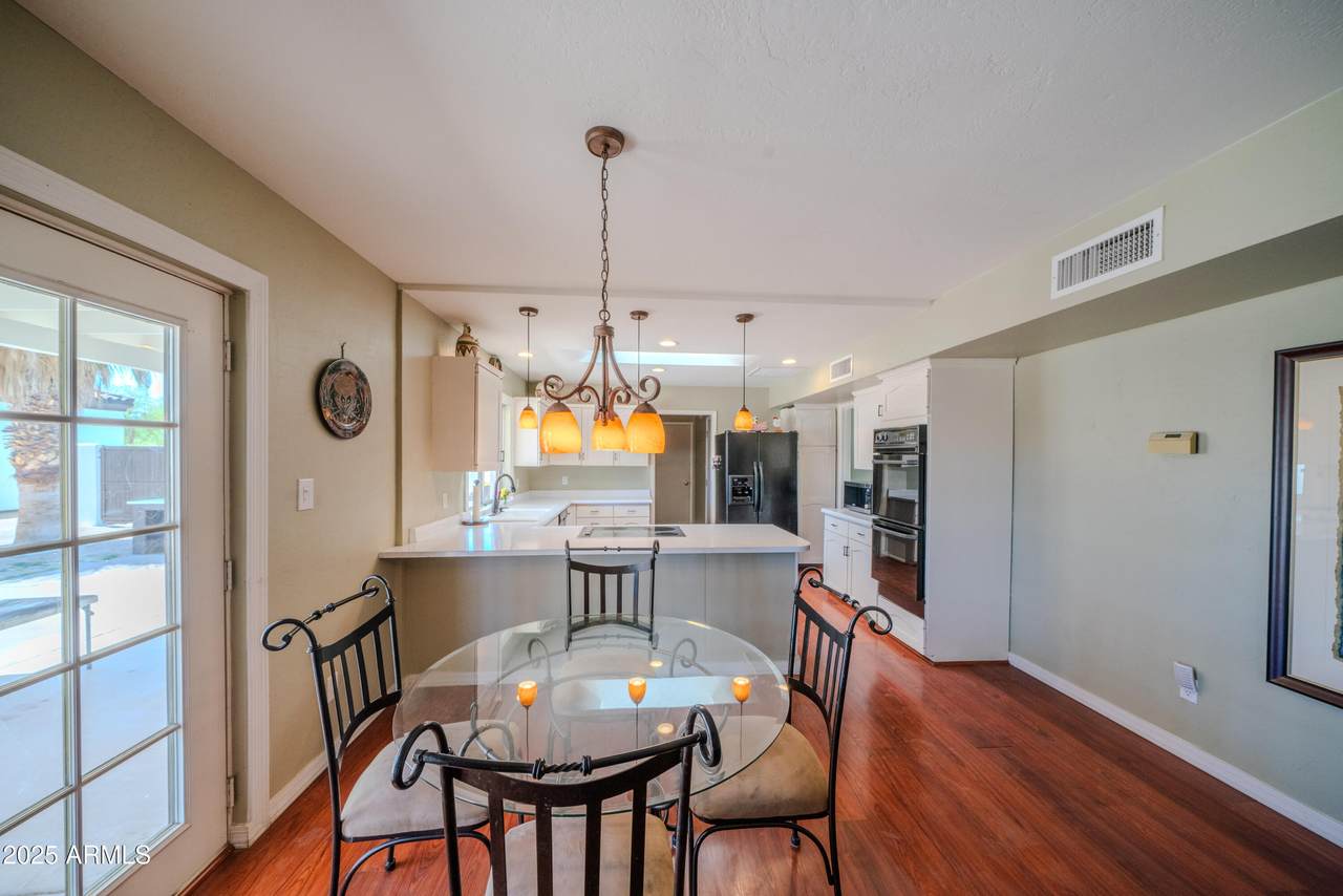 10105 Cactus Road - Photo 1