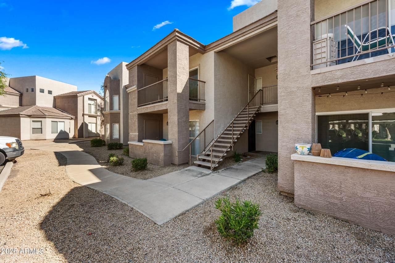 17017 12TH Street - Photo 1