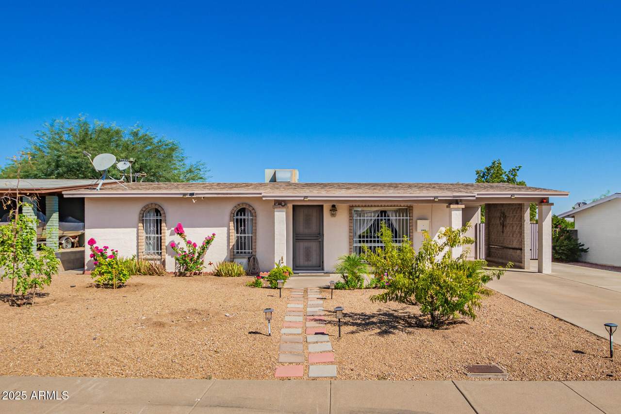 15618 21ST Street - Photo 1