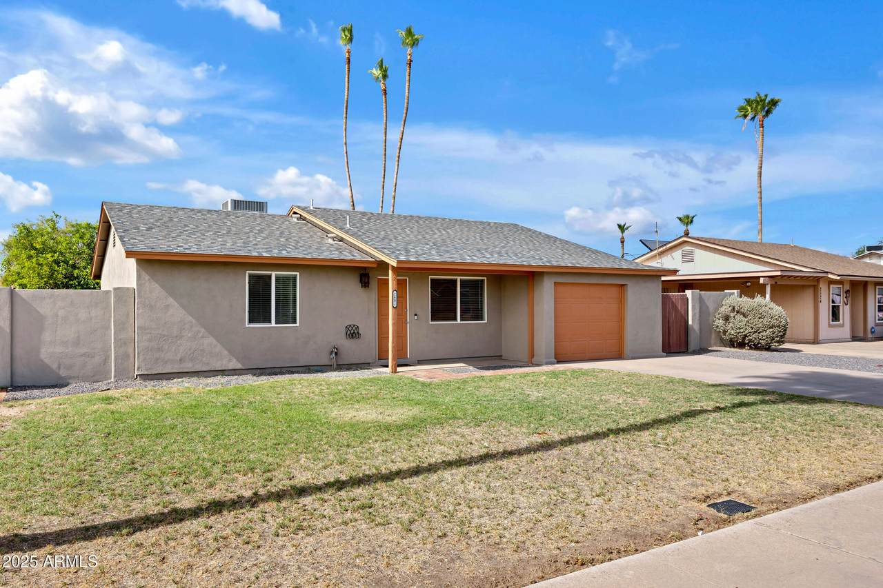 2602 Fremont Drive - Photo 1