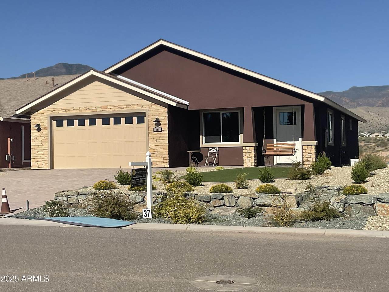 488 Kindra Heights Road - Photo 1
