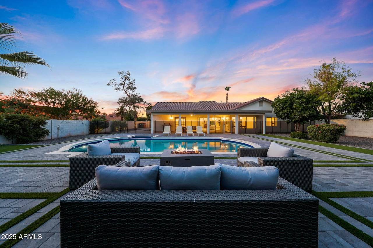 10207 San Salvador Drive - Photo 1