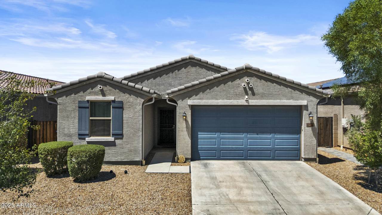 40538 Hensley Way - Photo 1