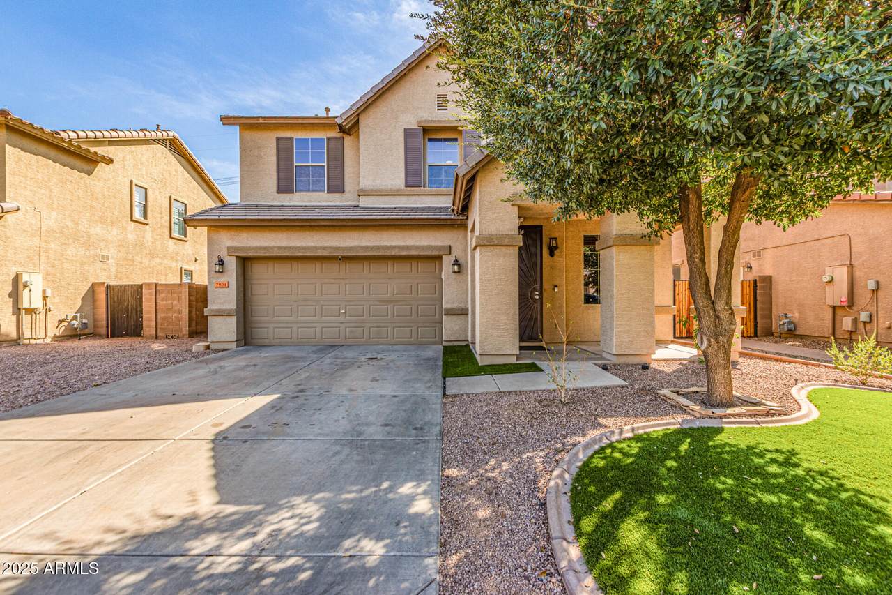 7904 74TH Avenue - Photo 1