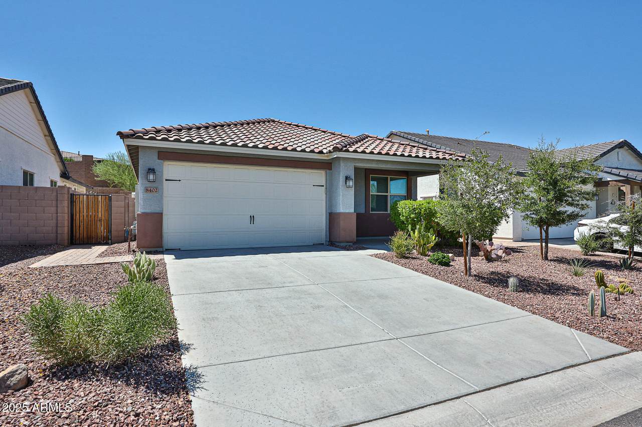 8402 164TH Drive - Photo 1