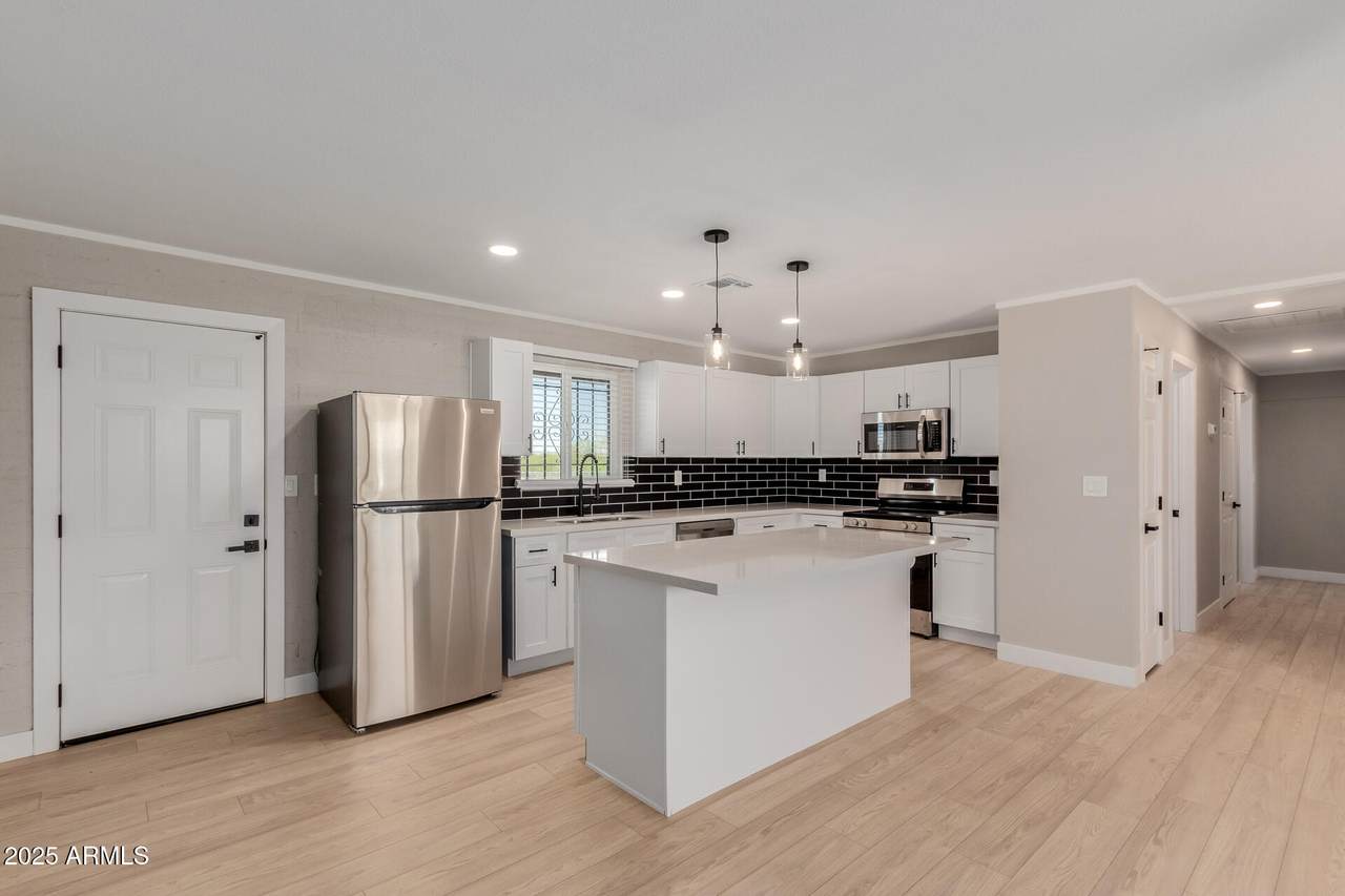 390 Poston Circle - Photo 1
