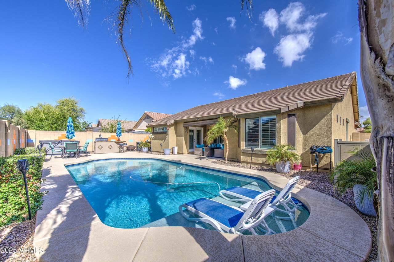 737 Desert Valley Drive - Photo 1
