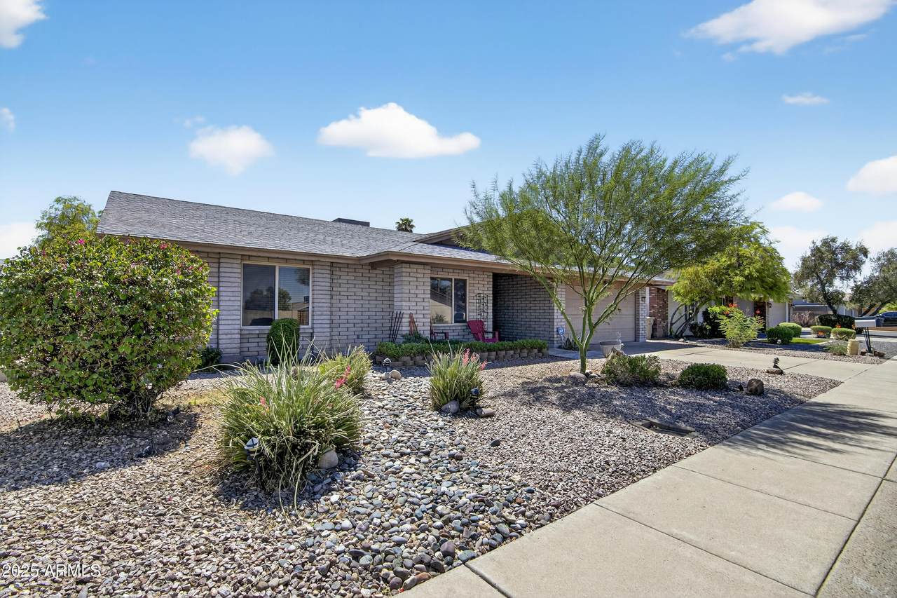 8607 53RD Drive - Photo 1