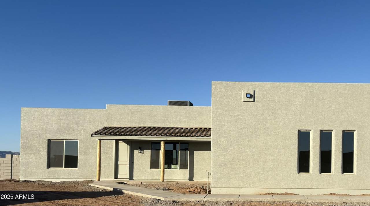 23131 Skinner Road - Photo 1
