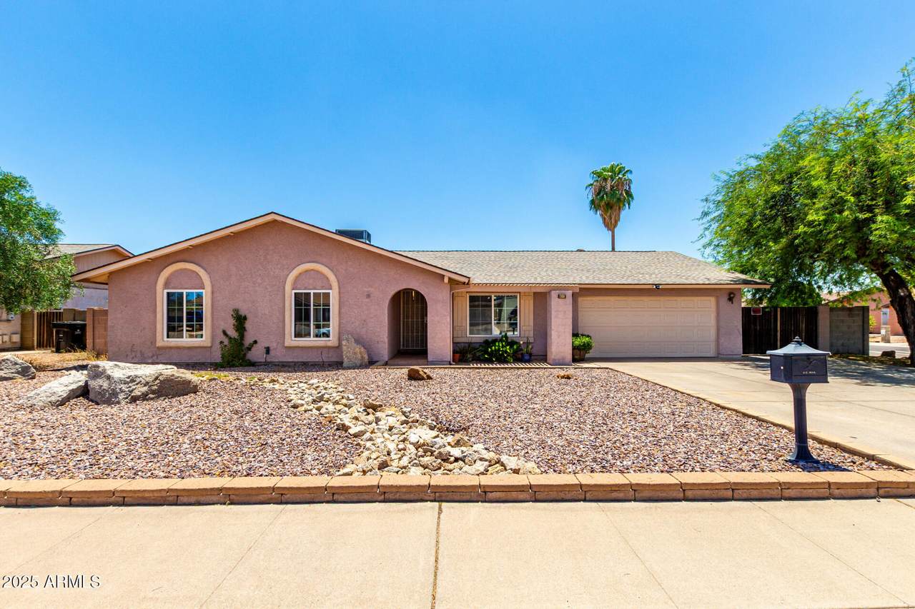 4509 Desert Hills Drive - Photo 1