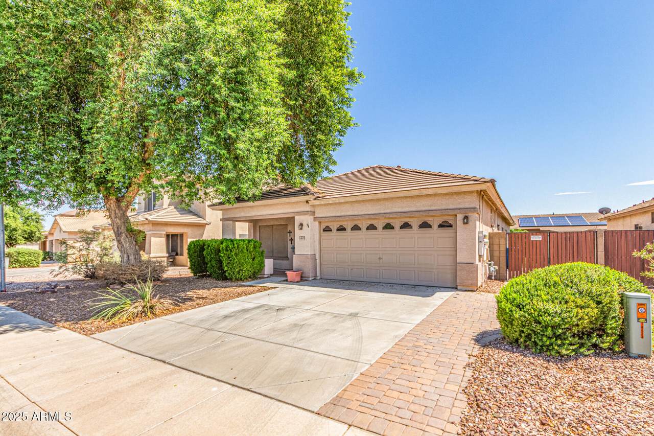 14623 Hearn Road - Photo 1