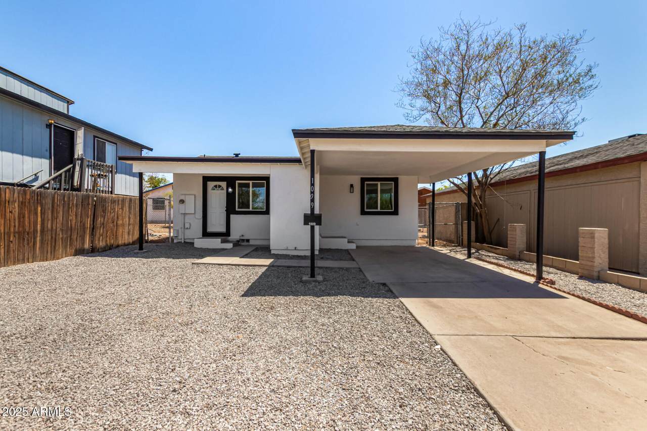 1009 Chipman Road - Photo 1