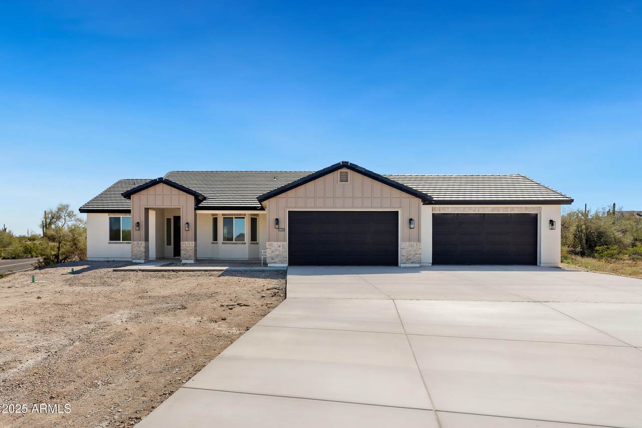 20122 Hazelwood Street - Photo 1