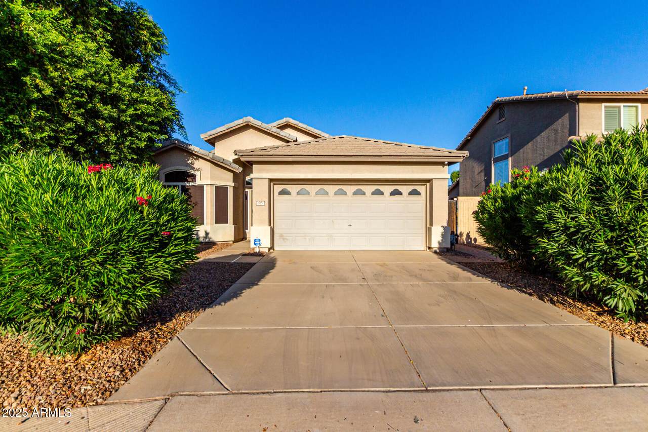 305 120TH Avenue - Photo 1