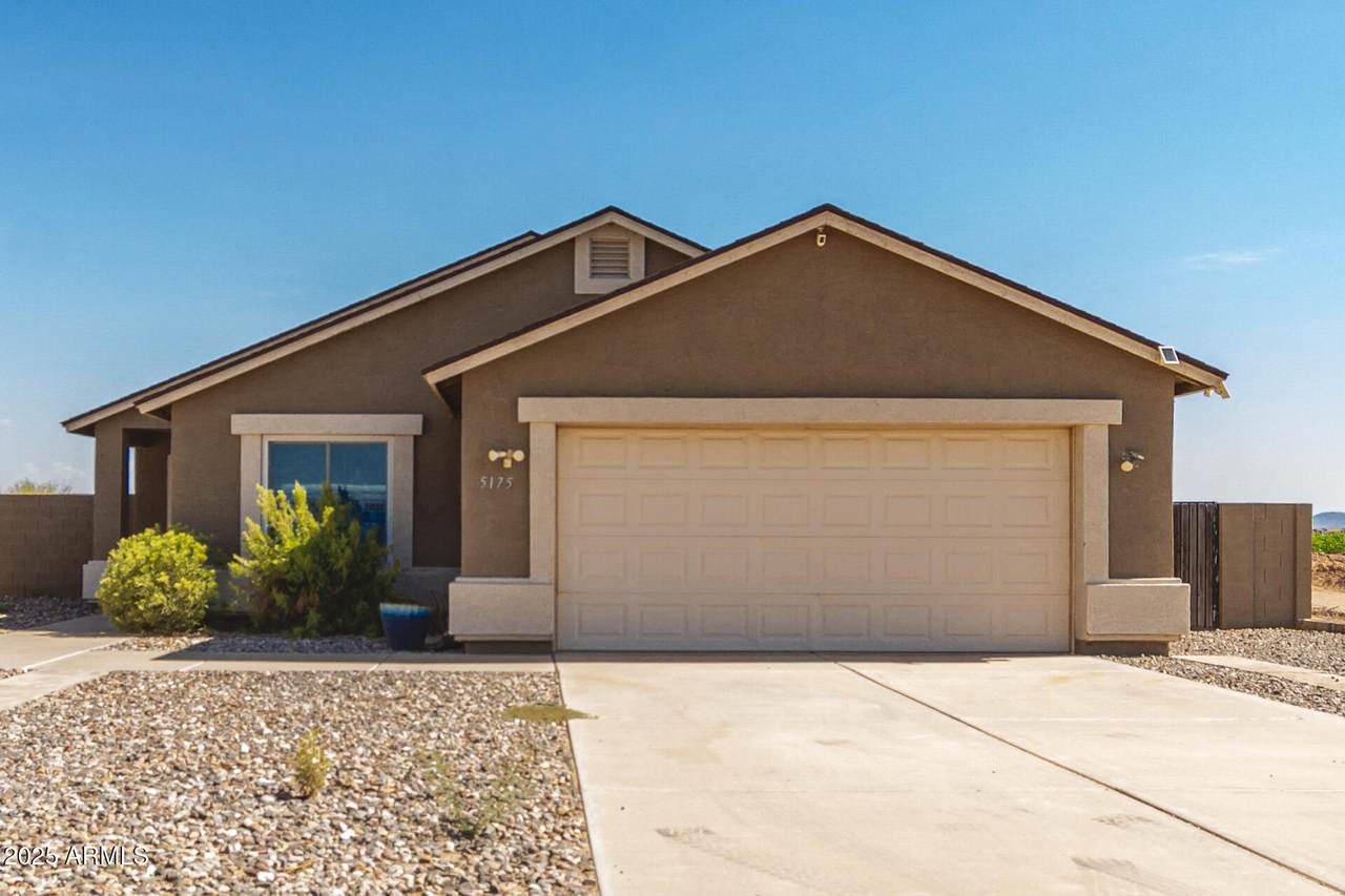 5175 Warren Drive - Photo 1