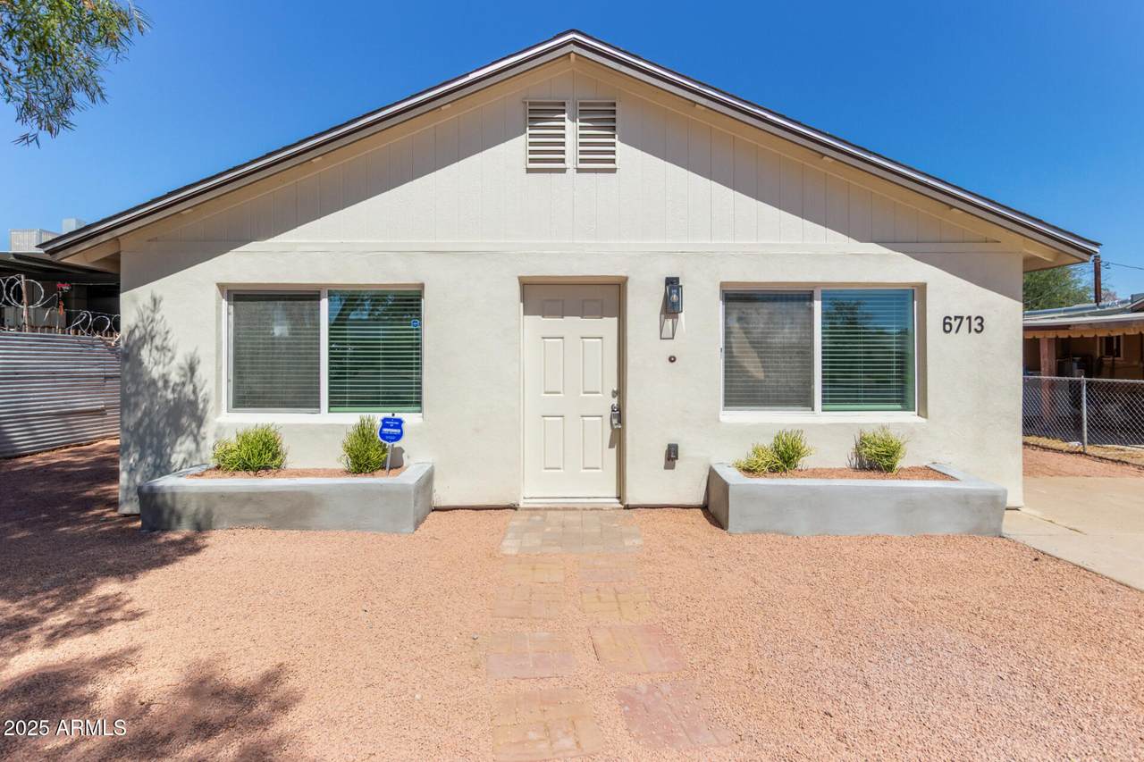 6713 56TH Avenue - Photo 1