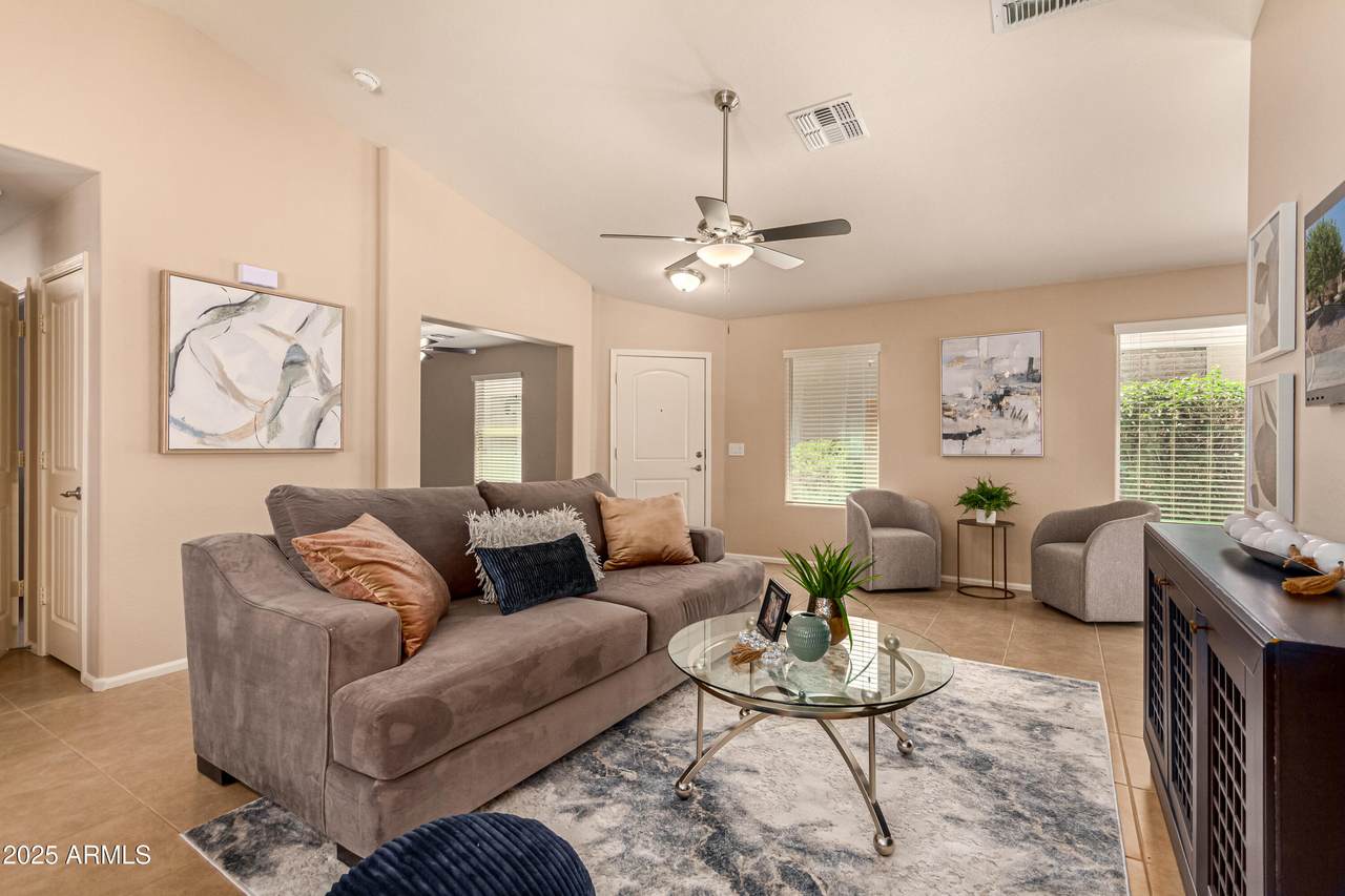41392 Coltin Way - Photo 1