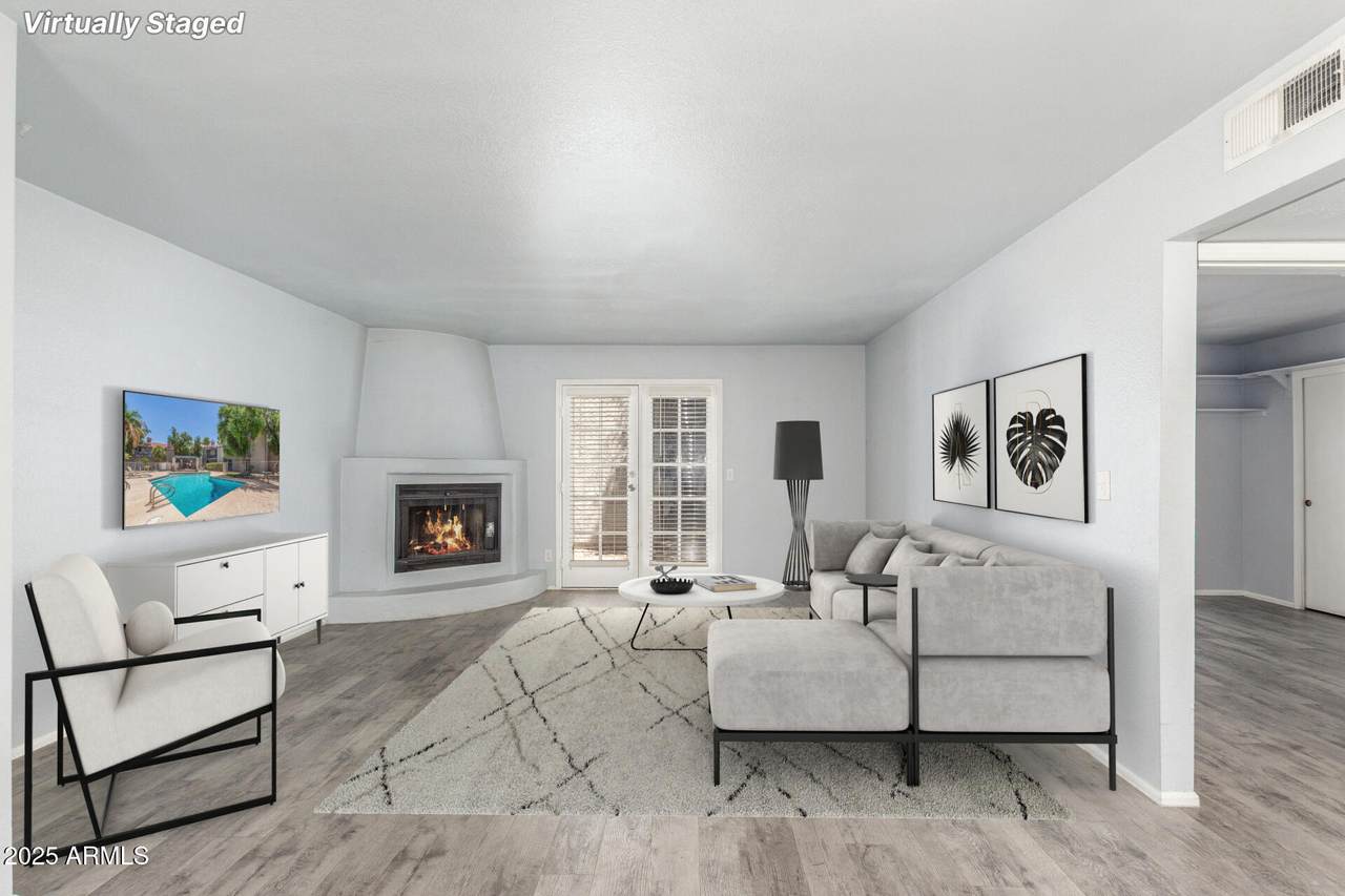 15402 28TH Street - Photo 1