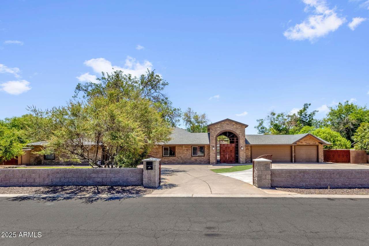 2043 Quartz Street - Photo 1