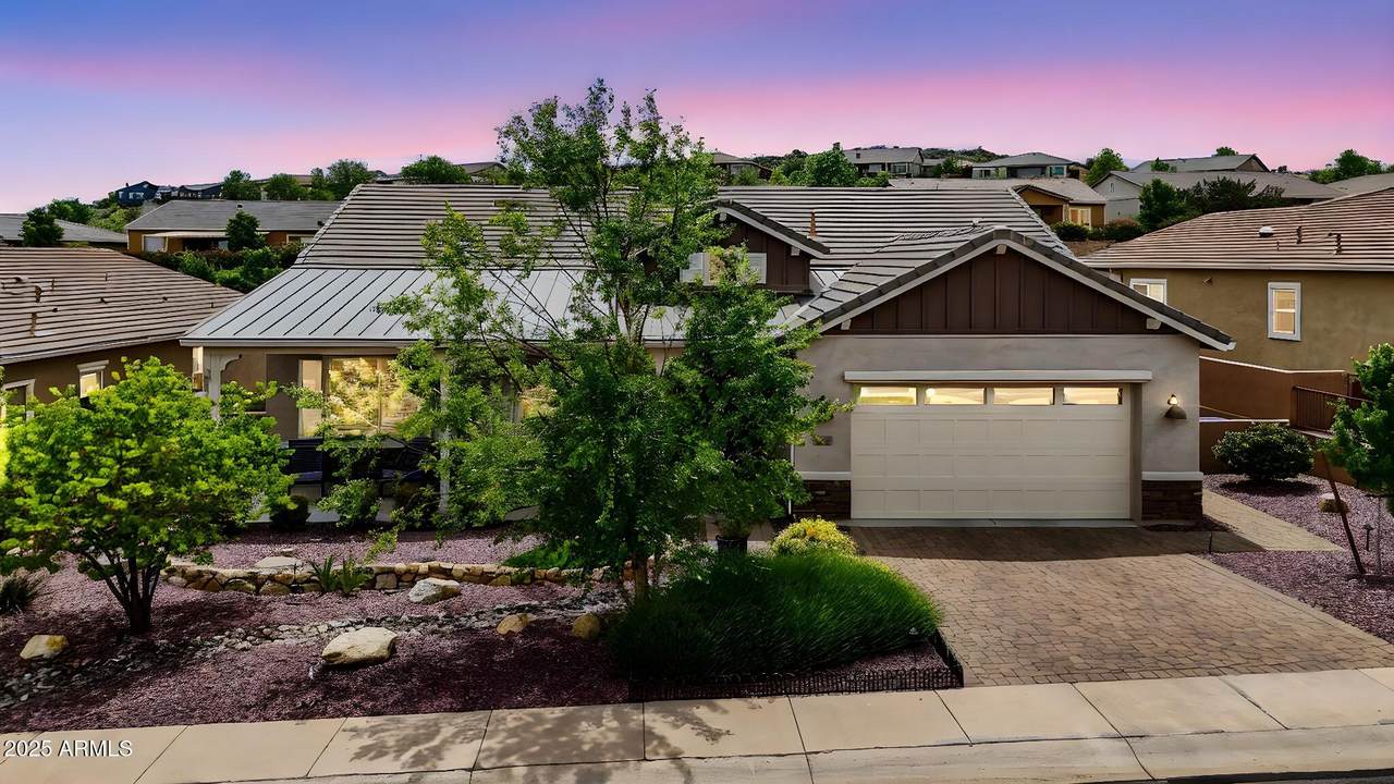 1713 Ascott Street - Photo 1