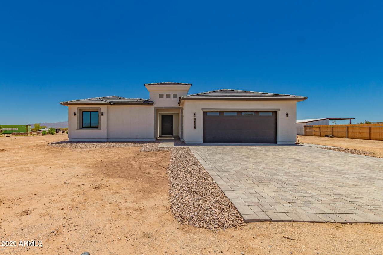 25117 Mcarthur Road - Photo 1