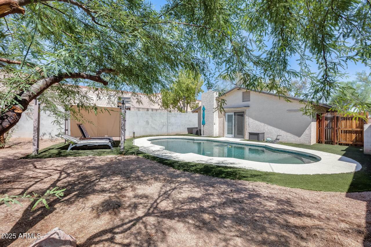 1771 Mariposa Court - Photo 1