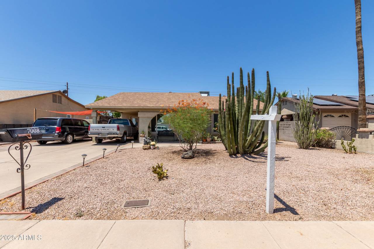 7008 46TH Street - Photo 1