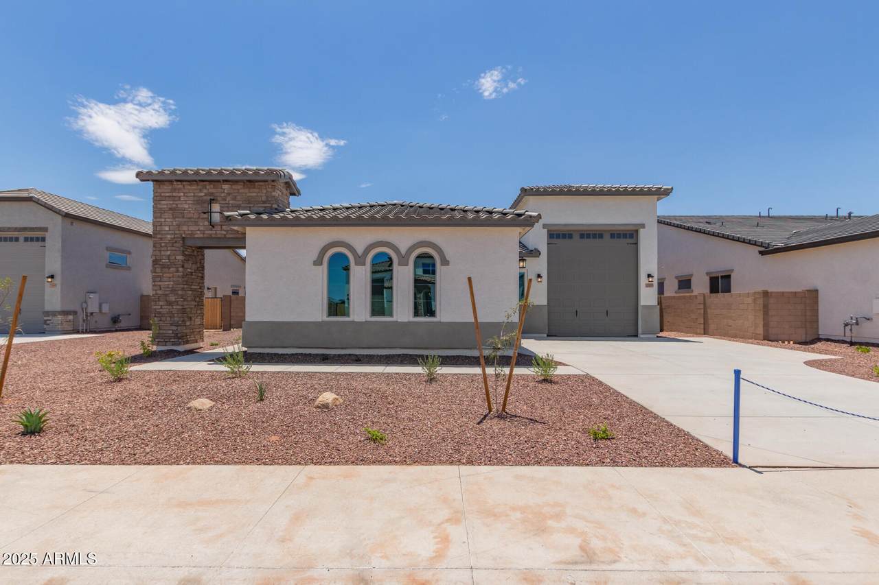 17315 Puget Avenue - Photo 1