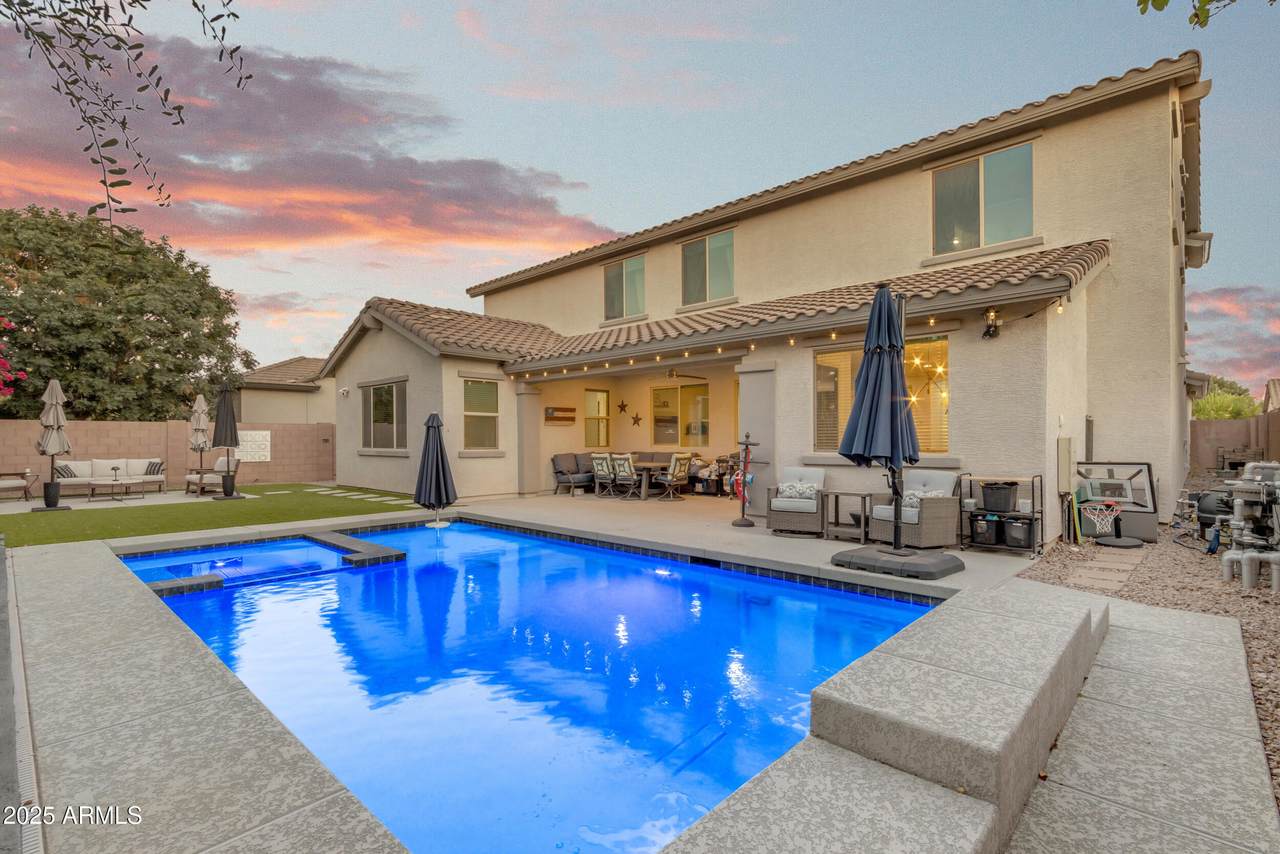2502 Plum Street - Photo 1