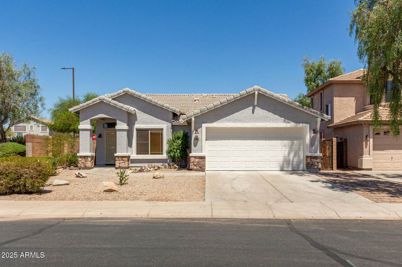 3017 257TH Avenue - Photo 1