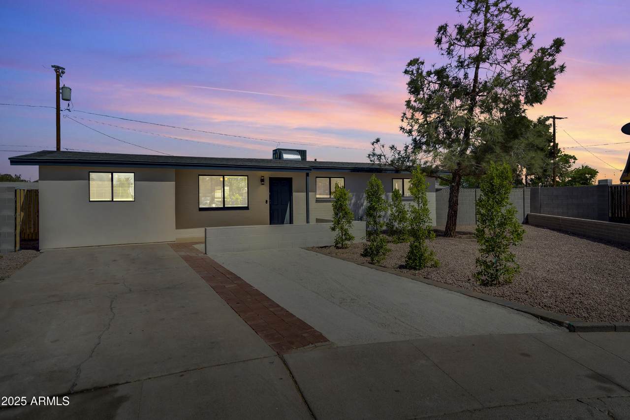 1207 15TH Street - Photo 1