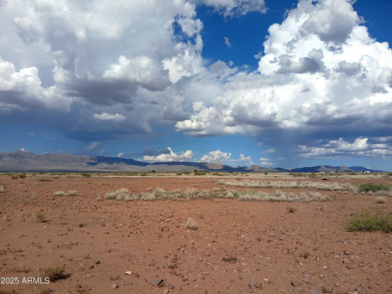 https://bt-photos.global.ssl.fastly.net/armls/1280_boomver_1_6902591-2.jpg