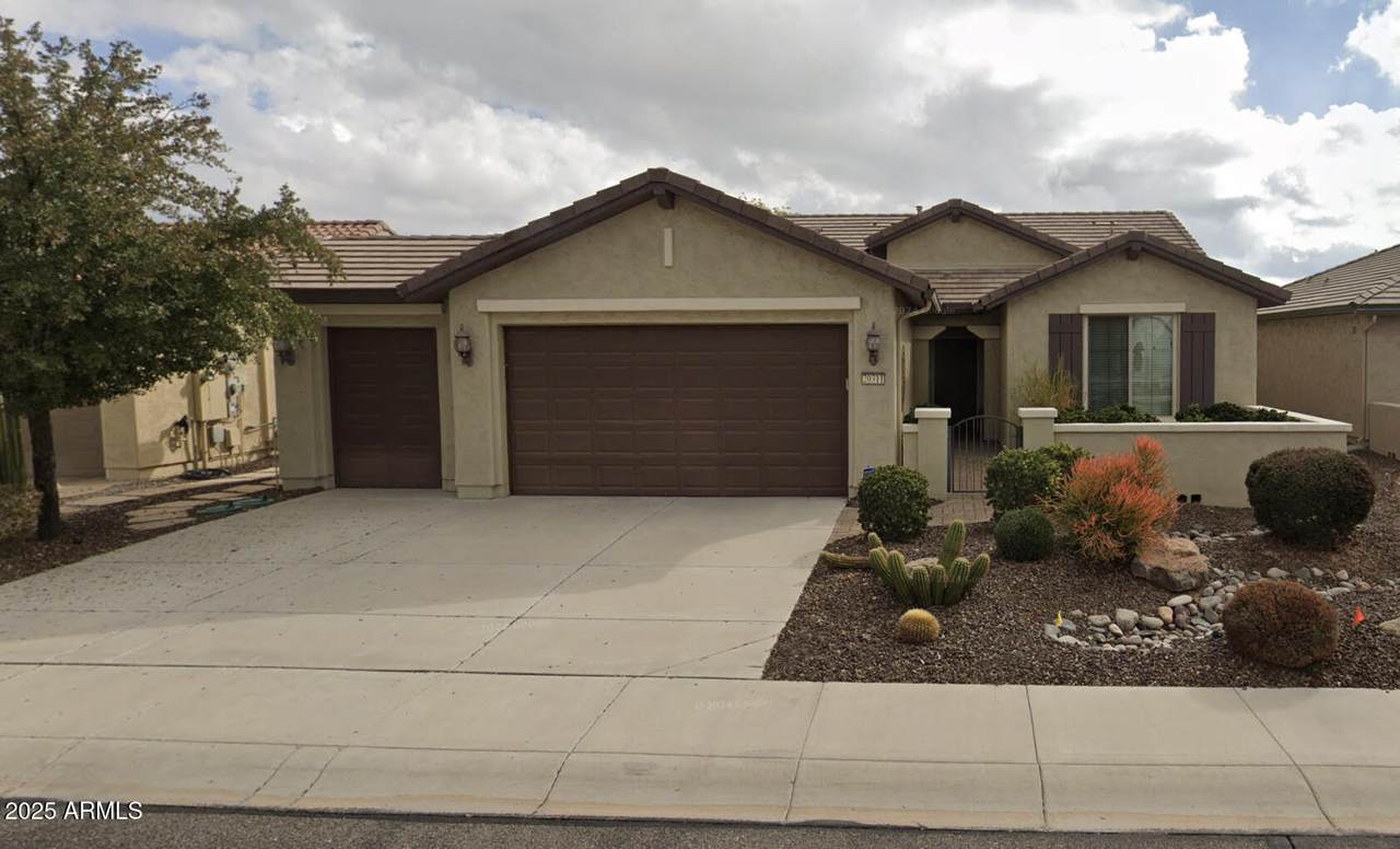 20311 271ST Avenue - Photo 1