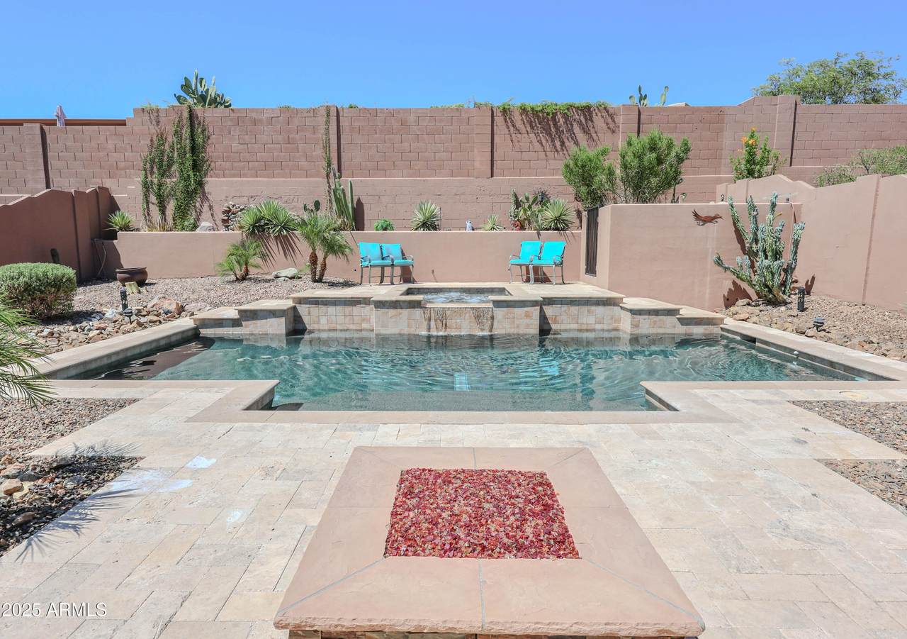 2462 Turtle Hill Drive - Photo 1