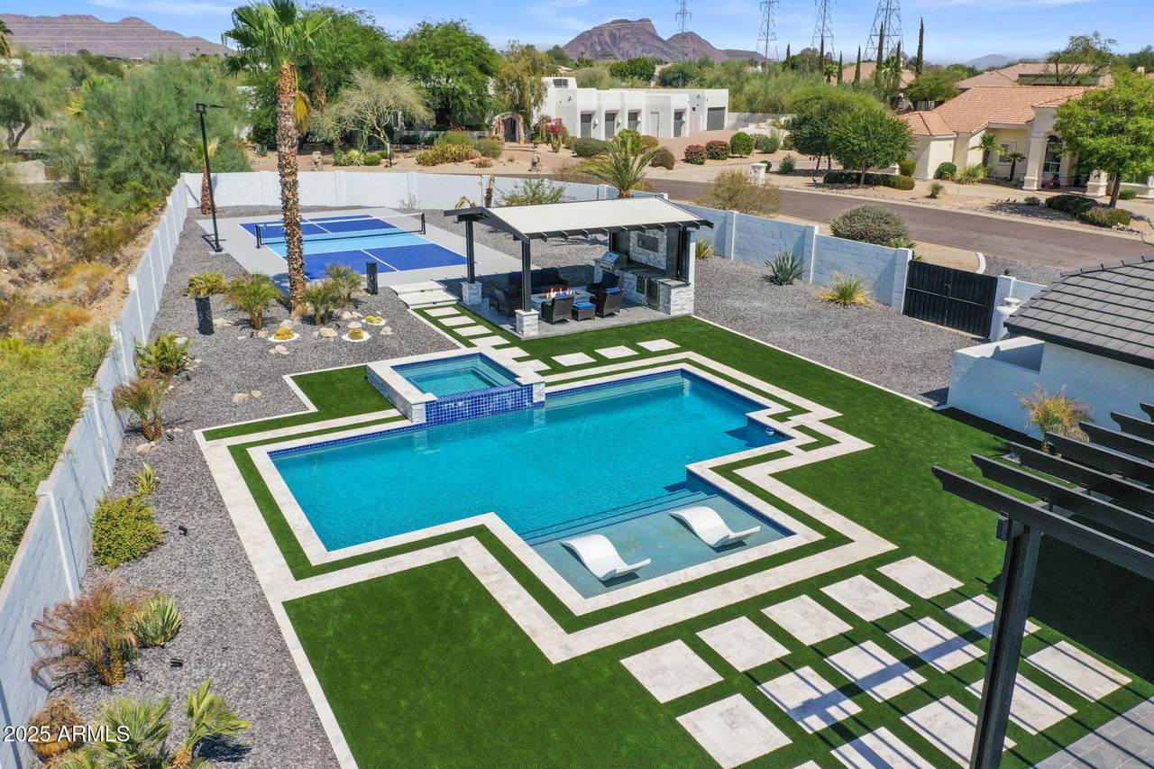 11638 Estrella Avenue - Photo 1