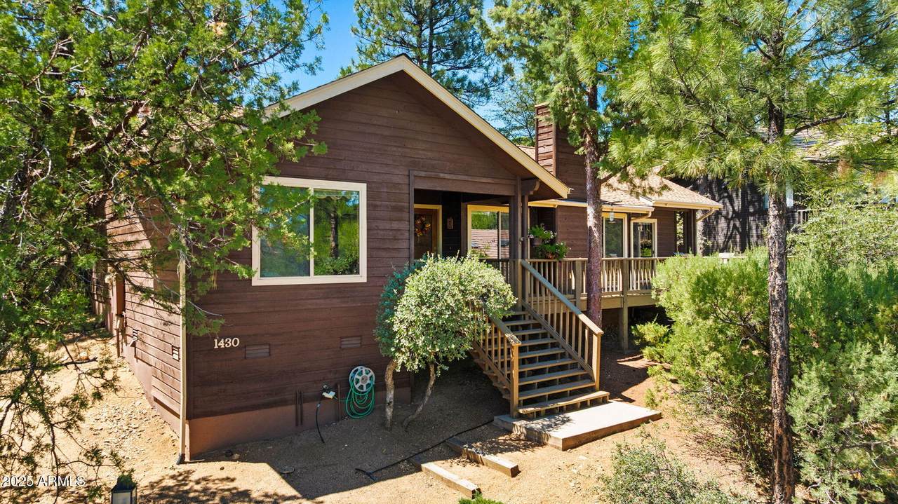 1430 Royal Oak Circle - Photo 1