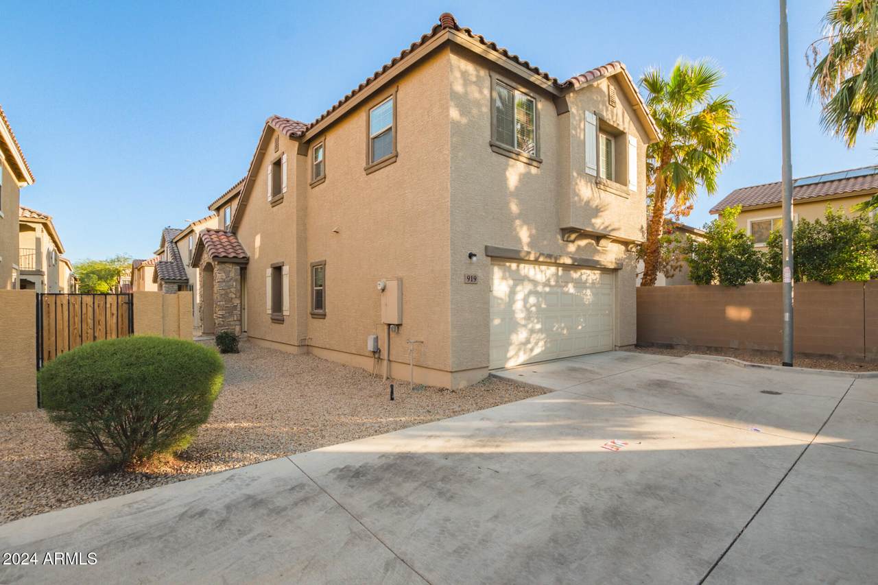919 Agua Fria Lane - Photo 1