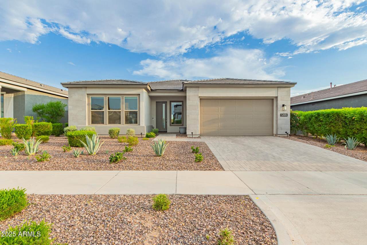 9533 Solina Avenue - Photo 1