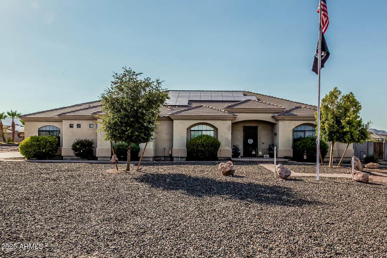 5342 196TH Avenue - Photo 1