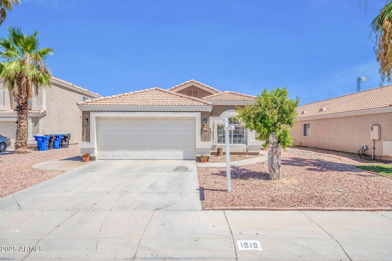 1919 118TH Lane - Photo 1