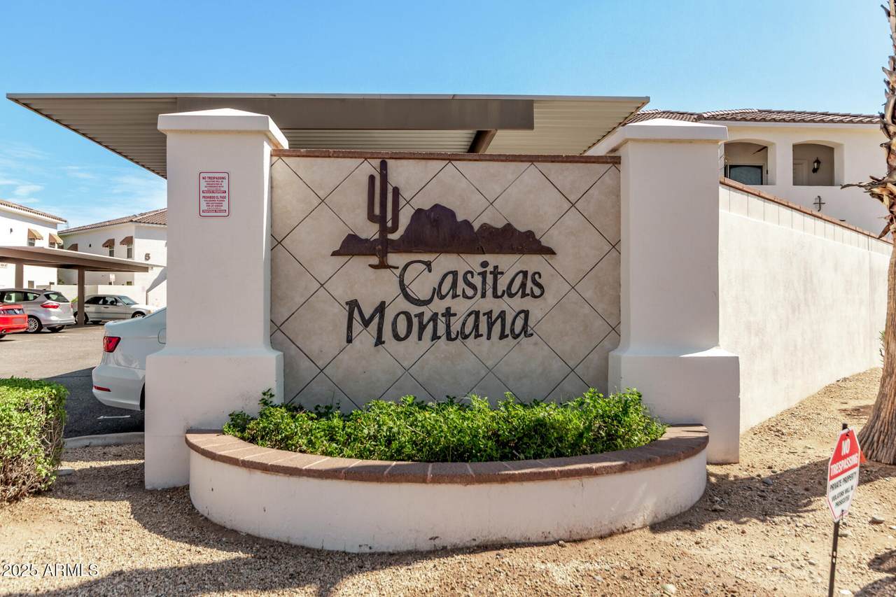 2950 Louise Drive - Photo 1