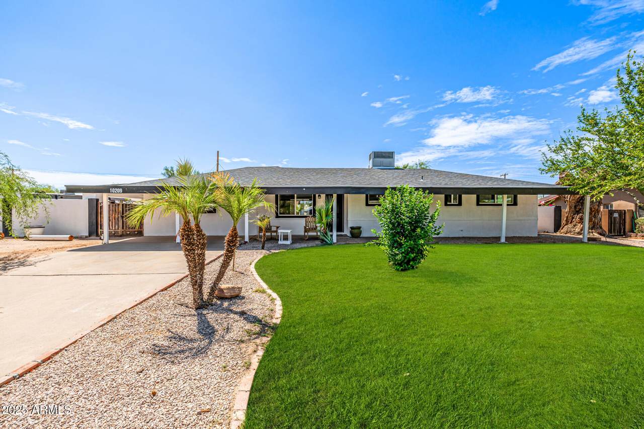 10209 Jones Avenue - Photo 1