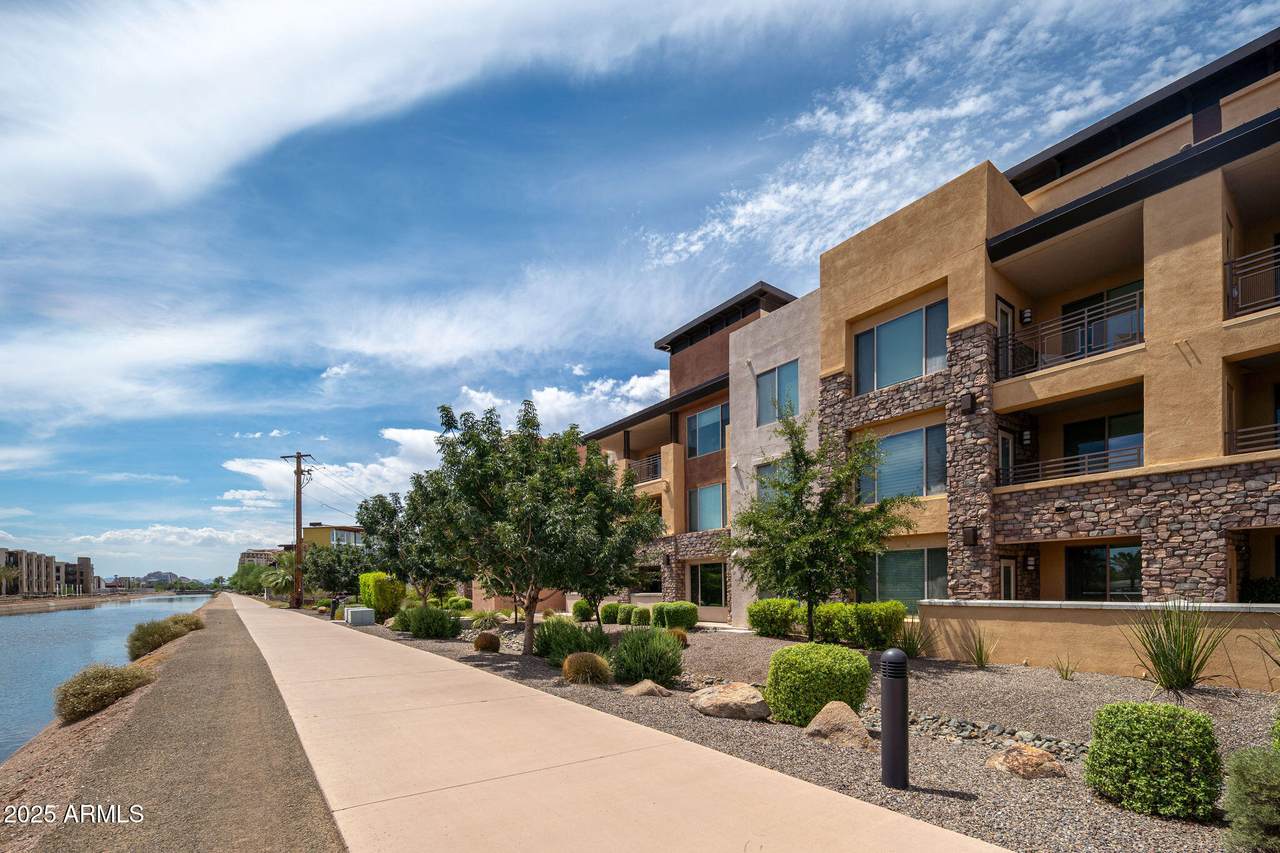 4803 Woodmere Fairway - Photo 1