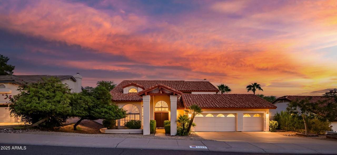 1023 Forest Hills Drive - Photo 1