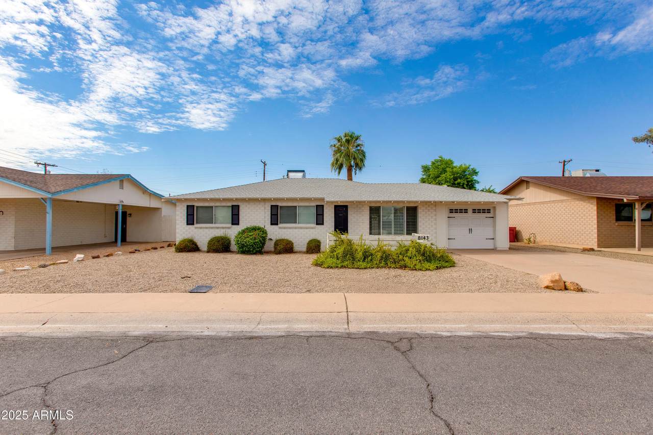 8143 Columbus Avenue - Photo 1