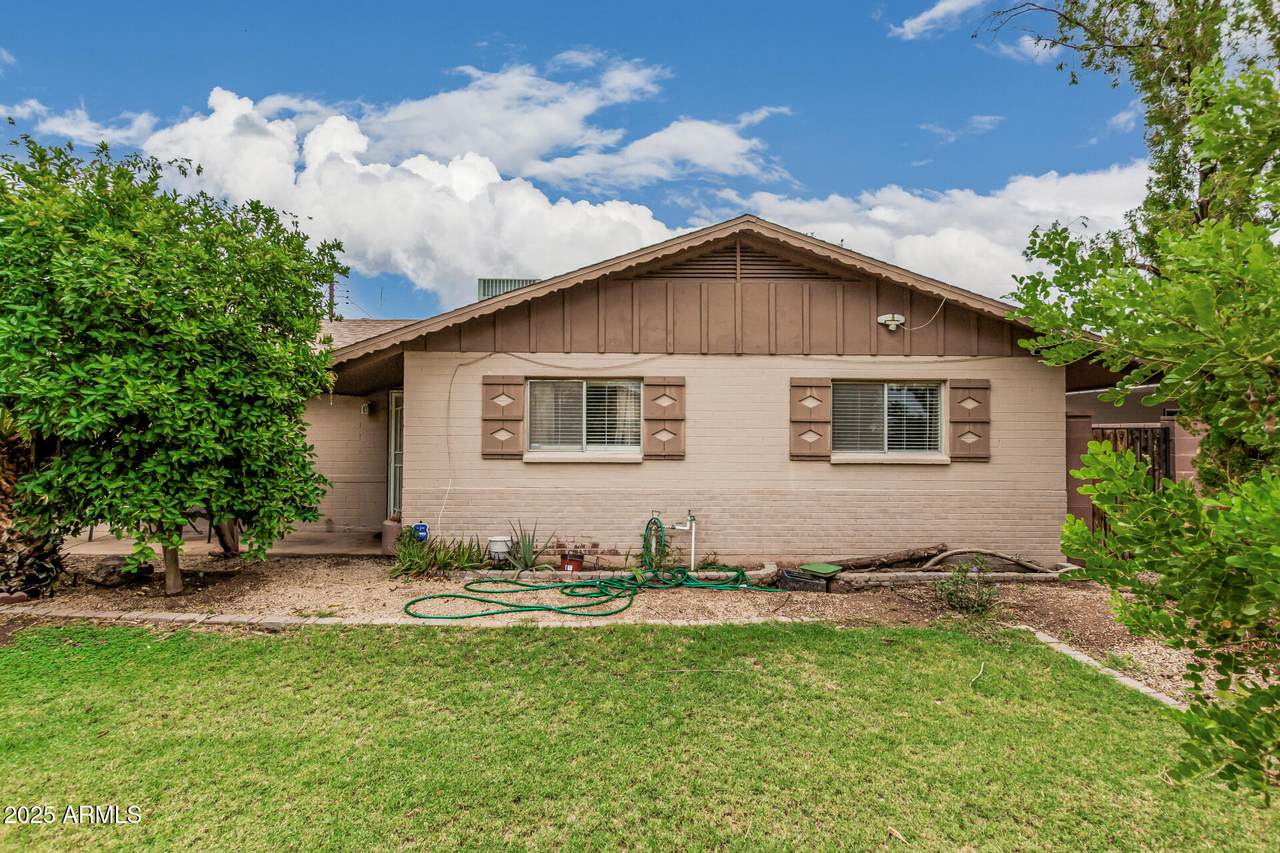 3631 Myrtle Avenue - Photo 1