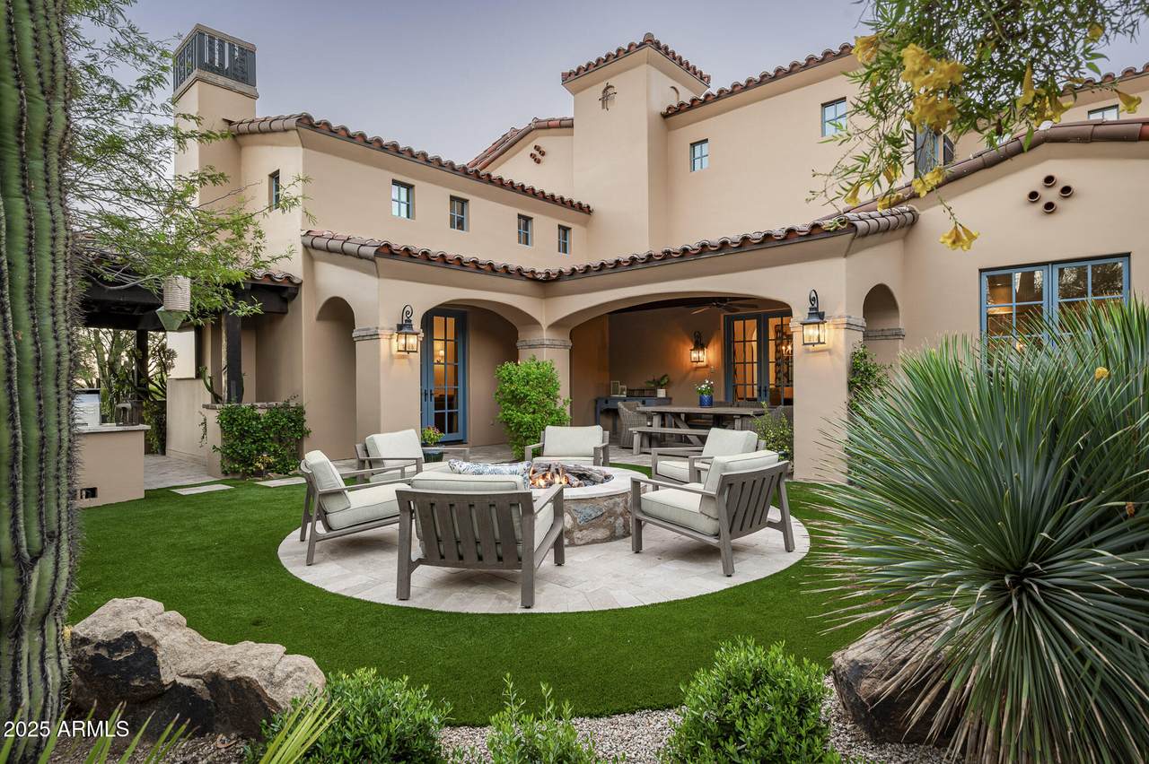 19204 100TH Way - Photo 1